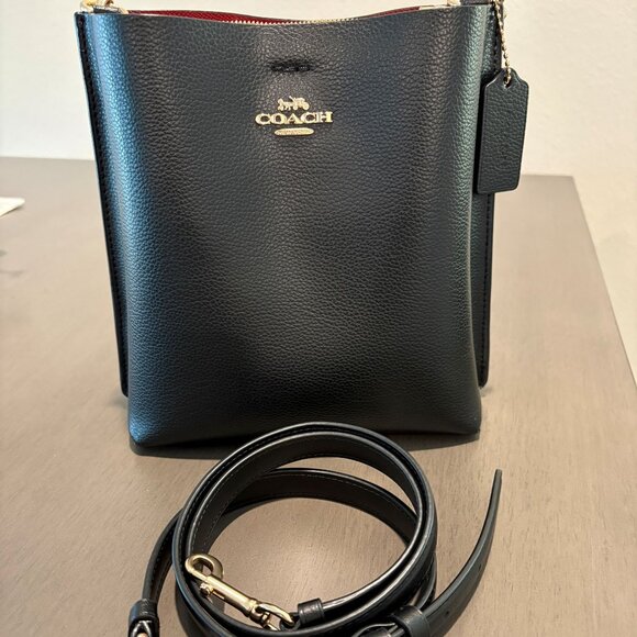 Coach Handbags - Coach Mollie Bucket Bag 22